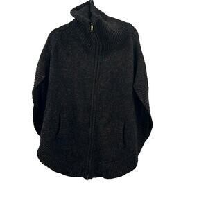 525 America wool knit cape